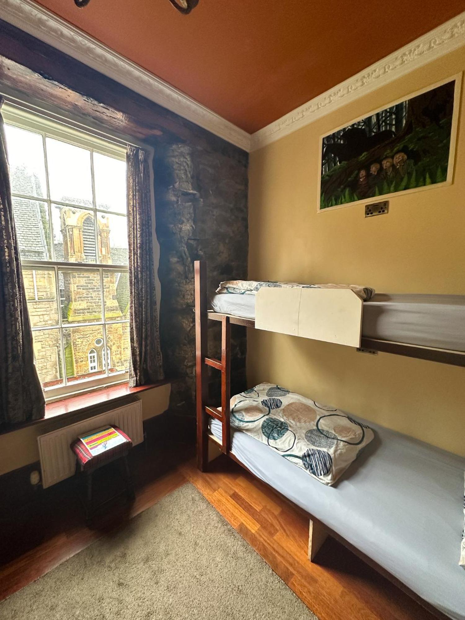High Street - Over 18s Only, Backpackers Atmosphere (adults Only) Hostel