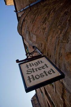 High Street - Over 18s Only, Backpackers Atmosphere (adults Only) *