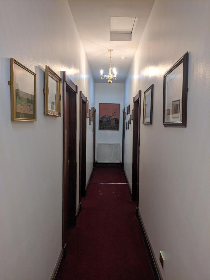 Hostel High Street - Over 18s Only, Backpackers Atmosphere (adults Only) *